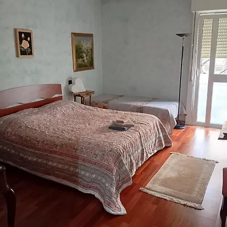 Casa Stella Con Parcheggio アパート